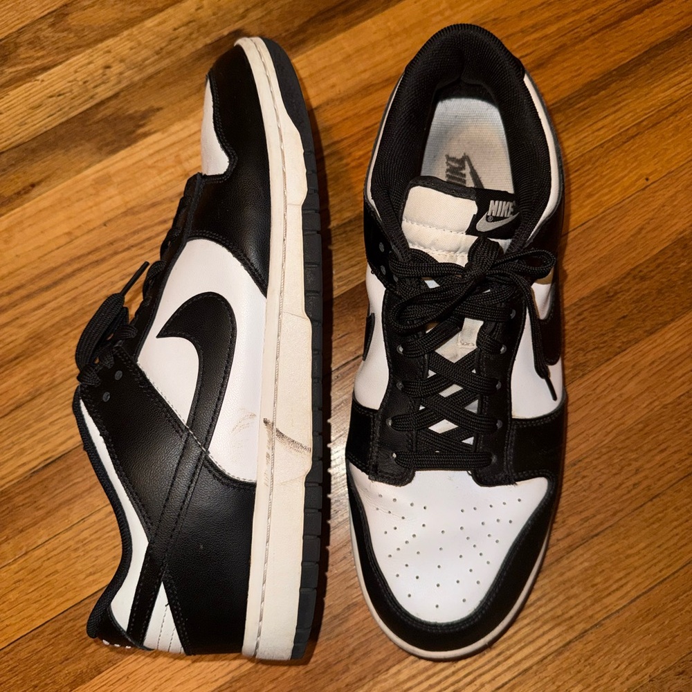 Nike Men's Size 12 PANDA DUNKS - Picture 4 of 7